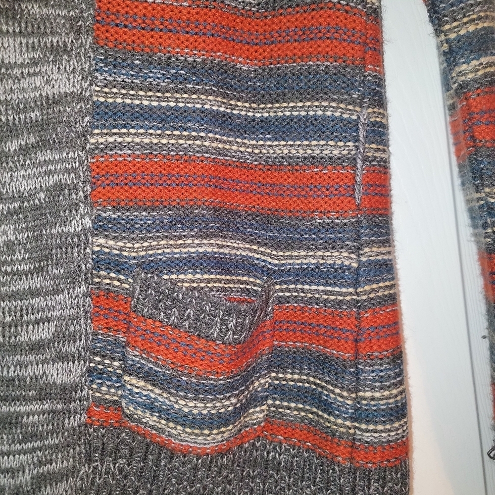Roxy Aztec Cardigan - Picture 4 of 5